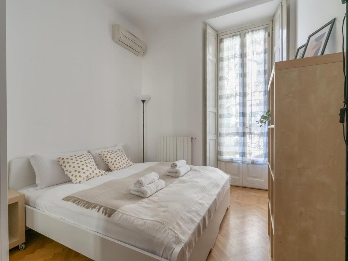 The Best Rent - Spacious Apartment Near Colonne S Lorenzo Милан Экстерьер фото