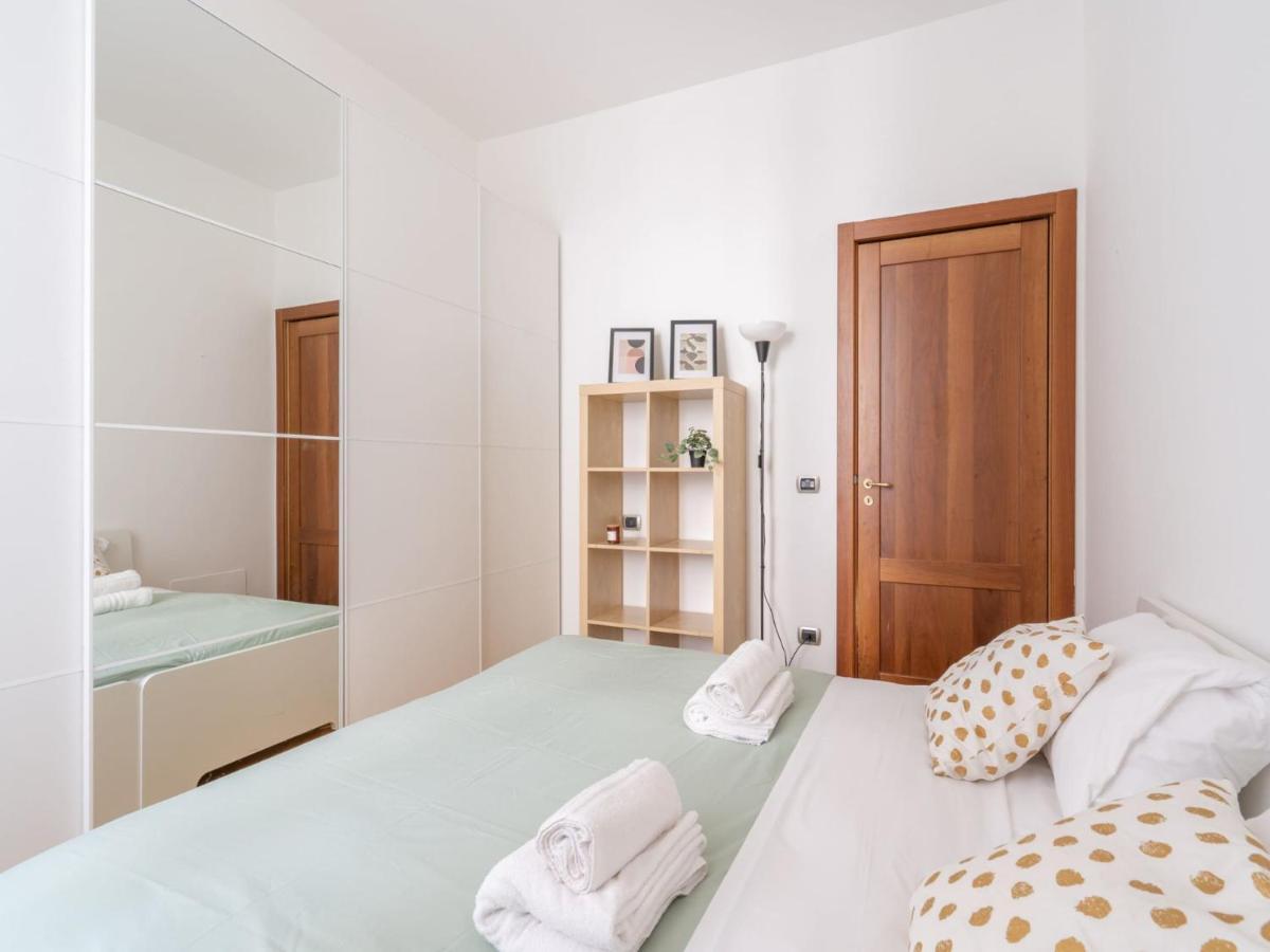 The Best Rent - Spacious Apartment Near Colonne S Lorenzo Милан Экстерьер фото
