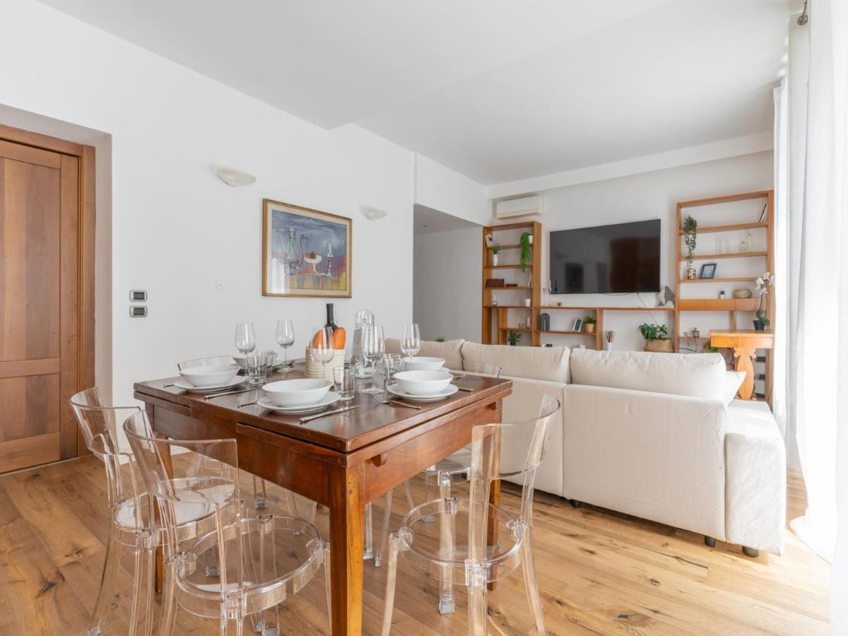 The Best Rent - Spacious Apartment Near Colonne S Lorenzo Милан Экстерьер фото