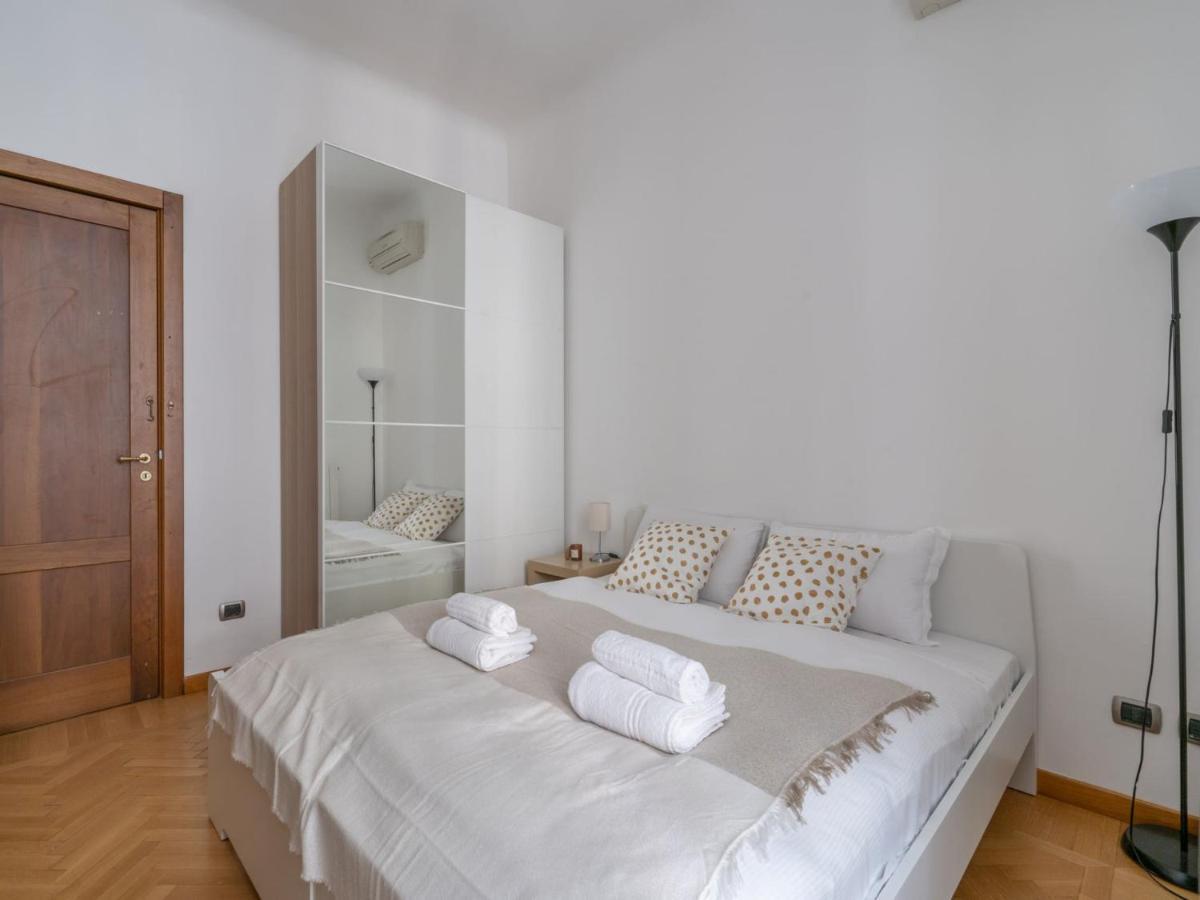 The Best Rent - Spacious Apartment Near Colonne S Lorenzo Милан Экстерьер фото